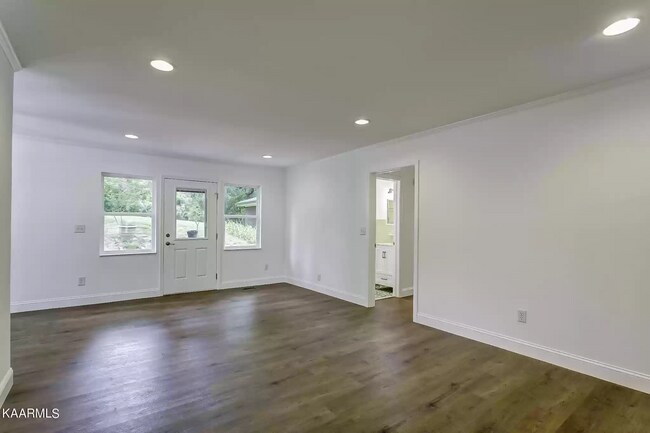 Foto del edificio - 3895 Azalean Dr