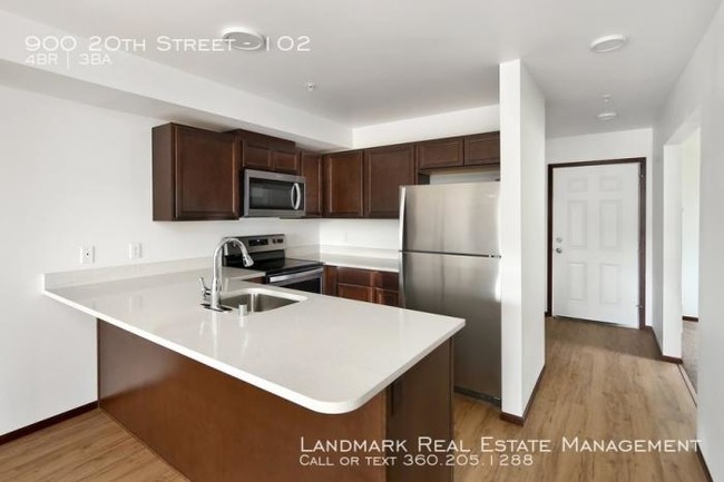 Building Photo - 4 bedroom in BELLINGHAM WA 98225