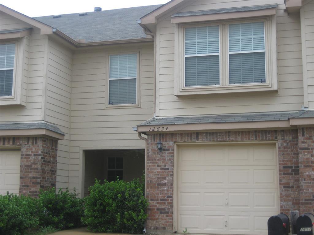 12654 Bay Ave, Euless, TX 76040 Condo for Rent in Euless, TX
