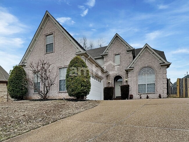 Building Photo - 10162 Lynham Dr