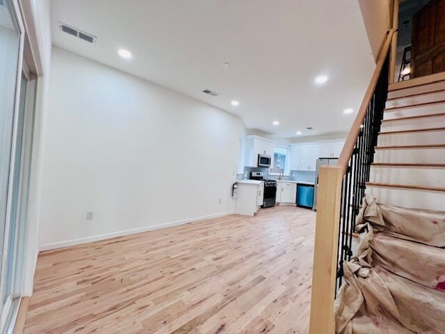 Foto del edificio - 148 S Main St