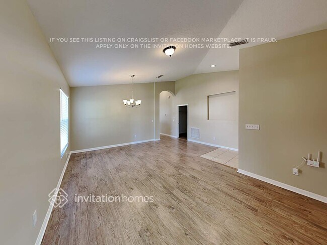 Building Photo - 3123 Mandolin Dr