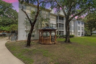 Building Photo - 3266 Haviland Ct