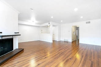 Building Photo - 14990 Victory Blvd