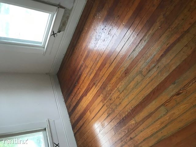 Foto del edificio - 4 br, 2 bath House - 1222 Summit St