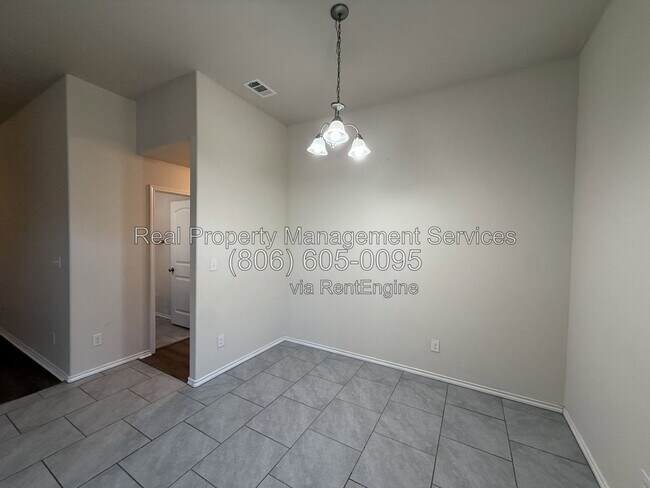Foto del edificio - 7431 104th St