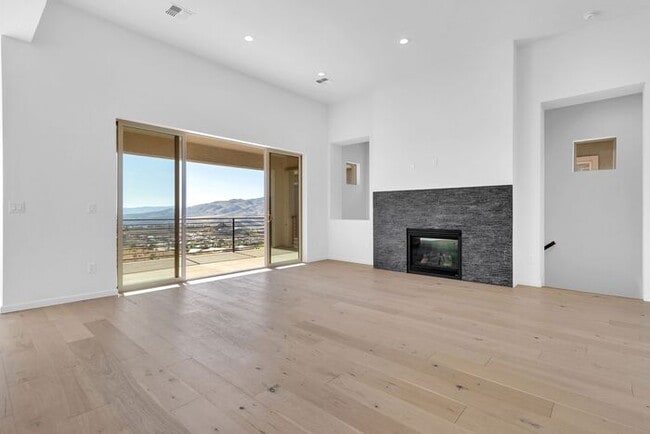 Building Photo - 9154 Wild Skies Wy