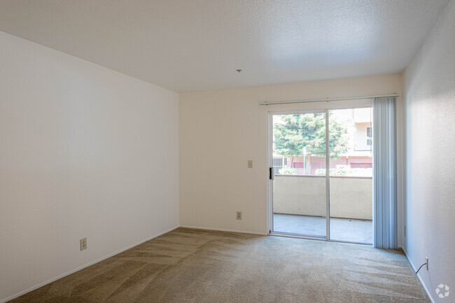 1 HAB, 1 BA: 610 ft² - Bentley Place