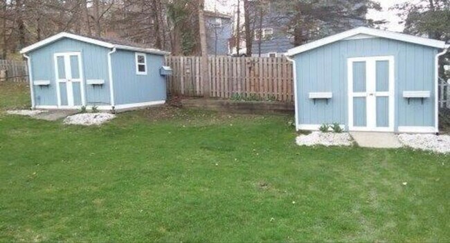 Foto del edificio - 313 Male Ave