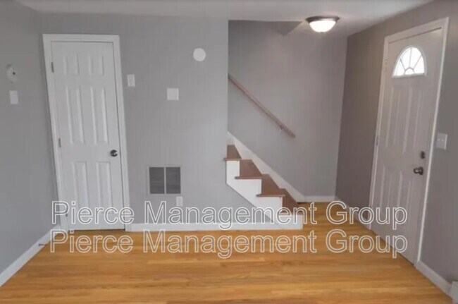 Foto del edificio - 9 Bayberry Ln