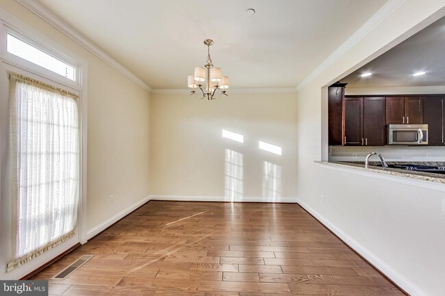 Building Photo - 16125 Redland Rd