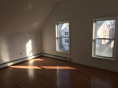 Building Photo - 25 4th St