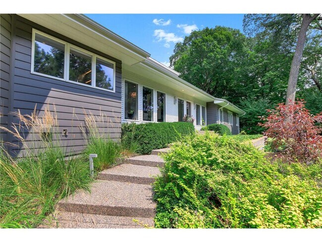 Foto del edificio - 20650 Bayview Ct