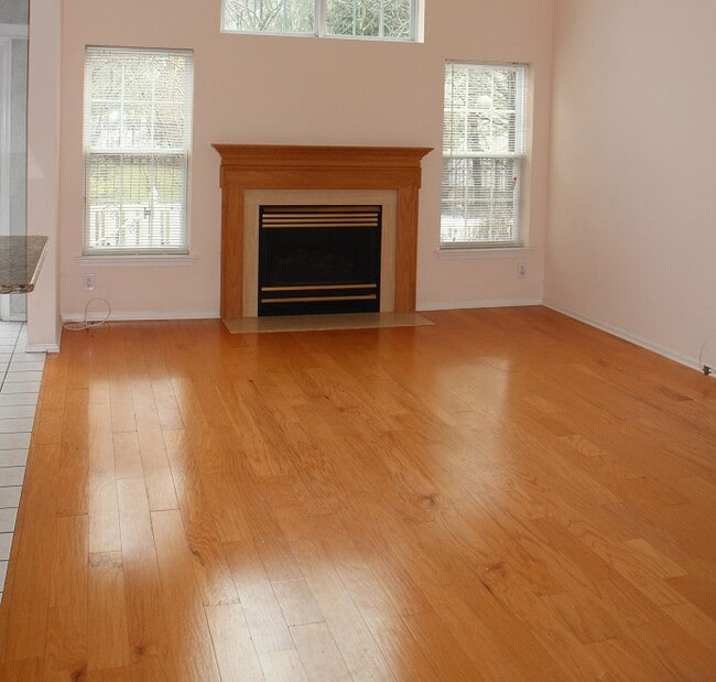 Family Room - 8903 Normandy Dr