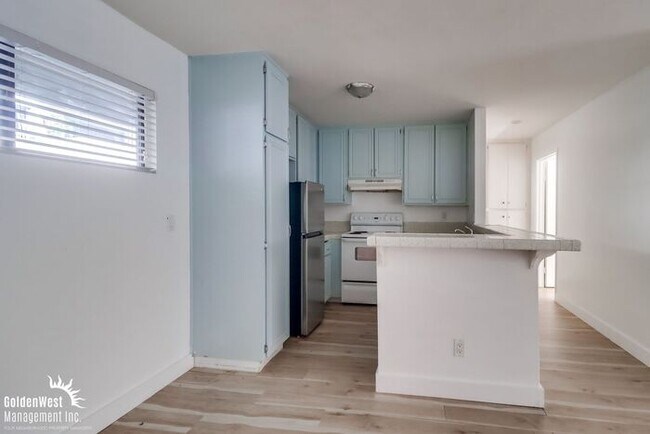 Foto del edificio - Modern 1Bdm 1Ba Condo in Pacific Beach!