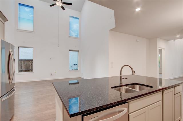 Building Photo - 724 Kendall Ln
