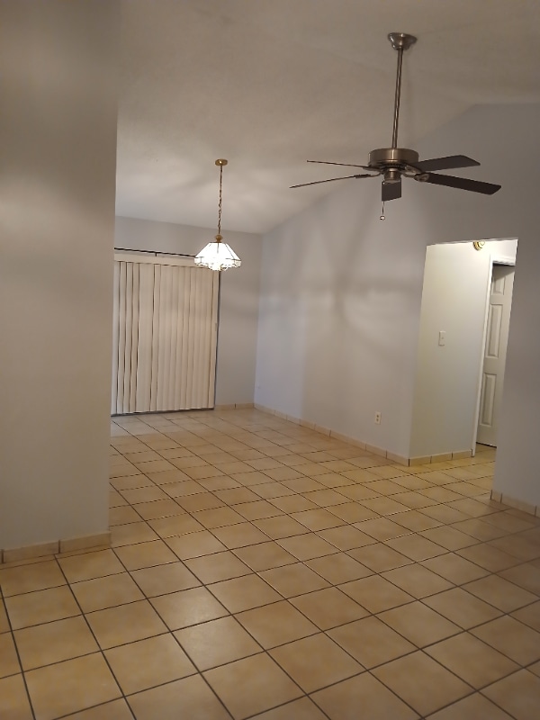 Photo - 4816 Miranda Cir House