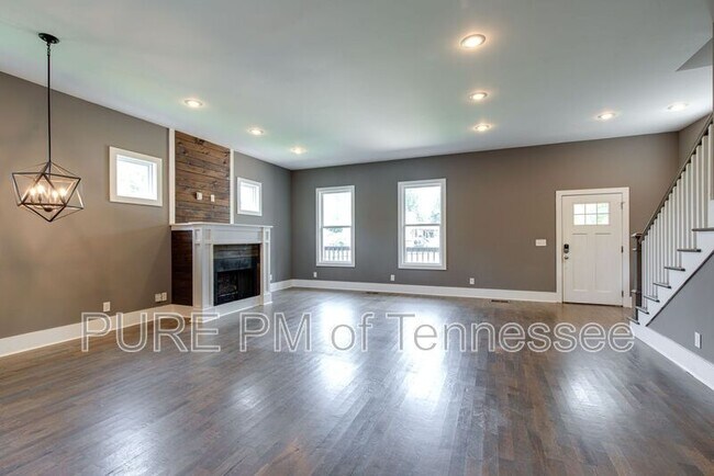 Building Photo - 808 Chickasaw Ave