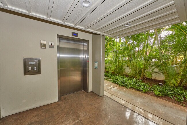 elevator - 501 Kailua Rd