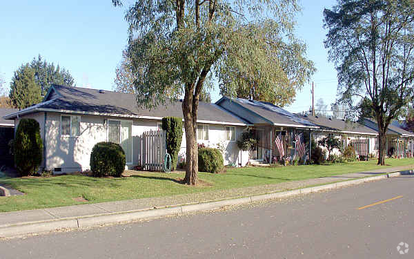 Primary Photo - Monroe Villa Apartments