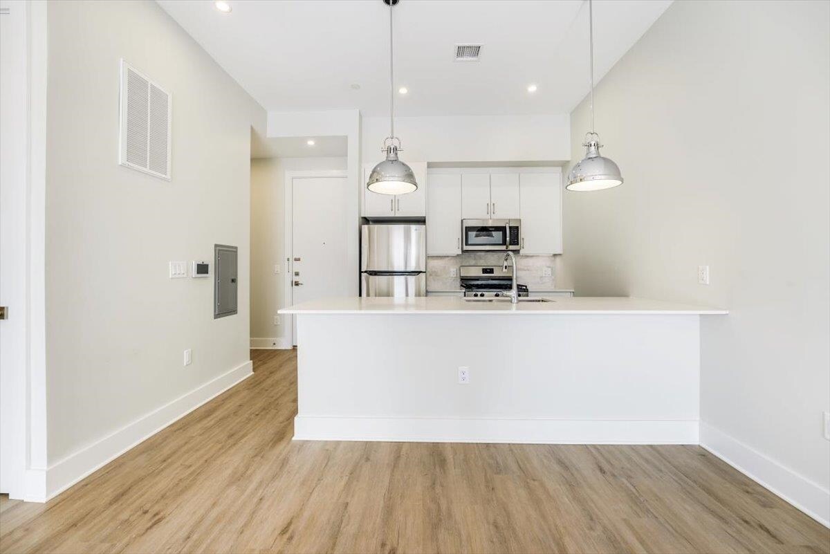 Foto principal - 667-665 Grand St
