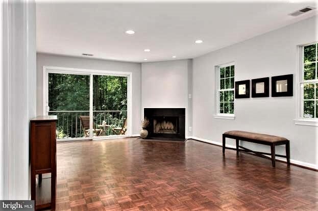 Living Room - 10488 Parthenon Ct