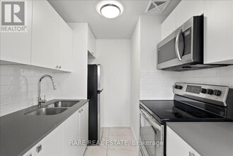 Building Photo - 7555 Goreway Dr