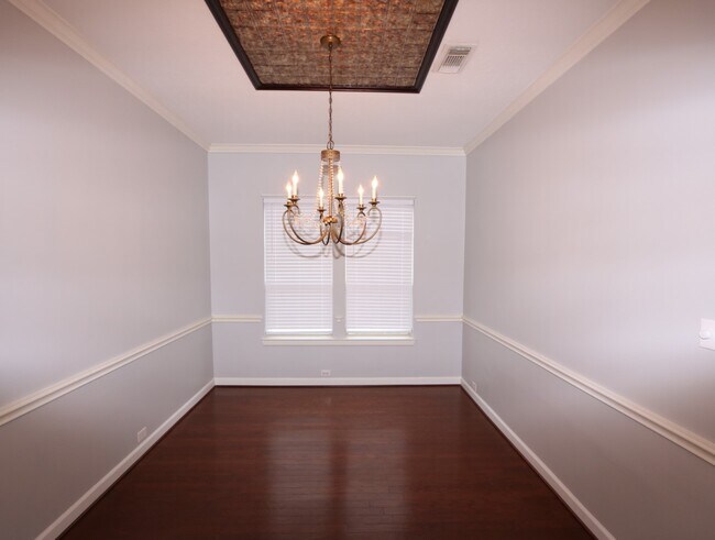 Building Photo - 28238 Daystrom Ln