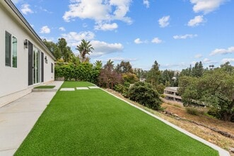 Building Photo - 5350 W Falls View Dr