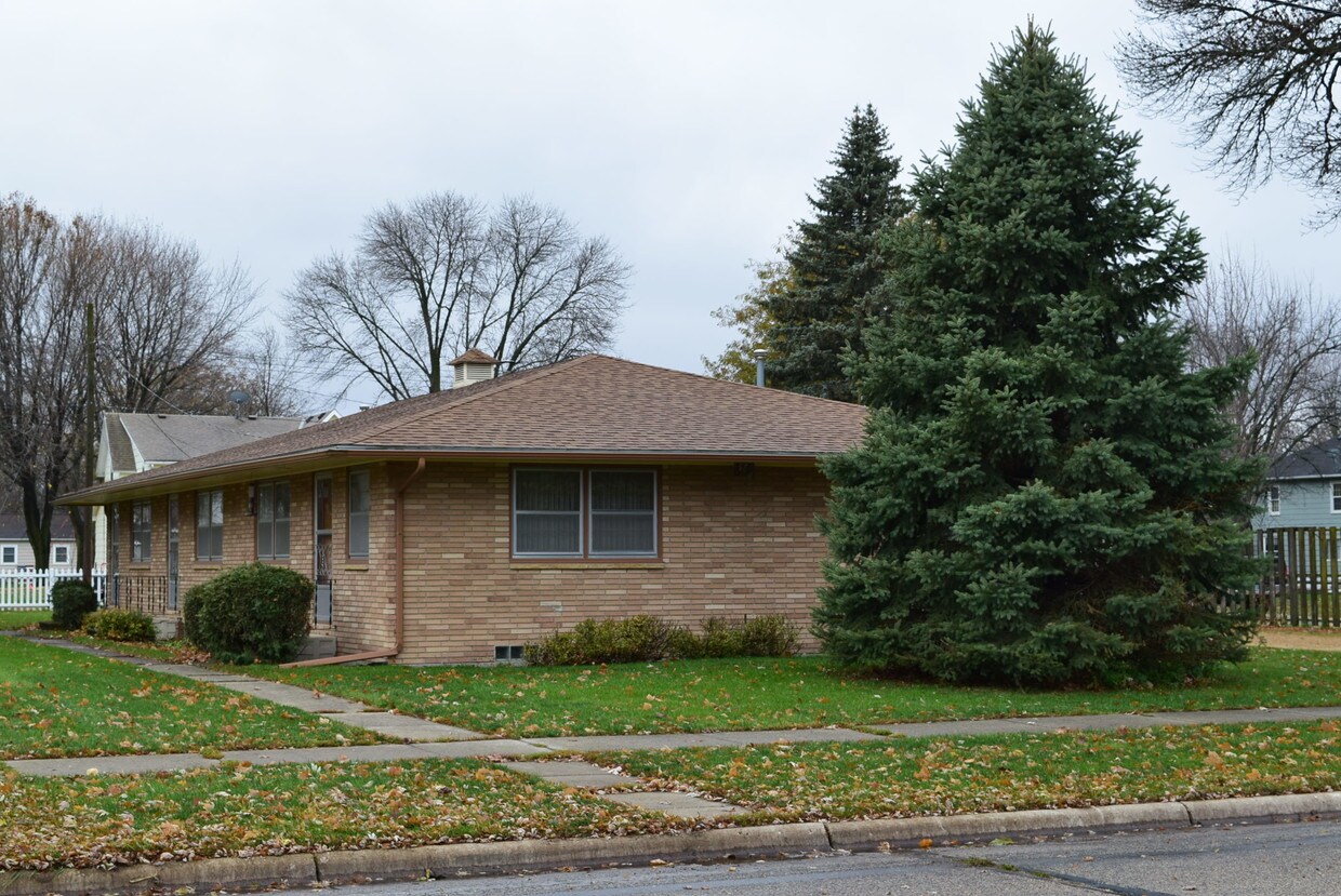 500 1st Ave NW, Winnebago, MN 56098 Apartments in Winnebago, MN