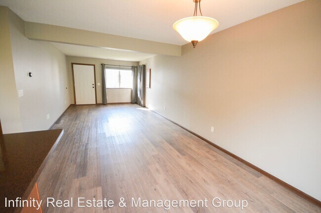 Building Photo - 3 br, 1.5 bath House - 5103 61st St NW