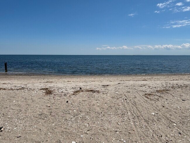 Building Photo - 51 E Broadway