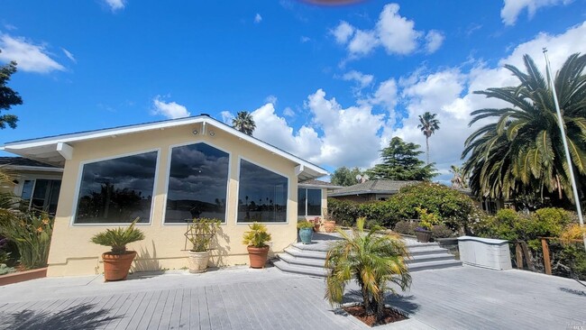 Building Photo - 200 Caribe Isle