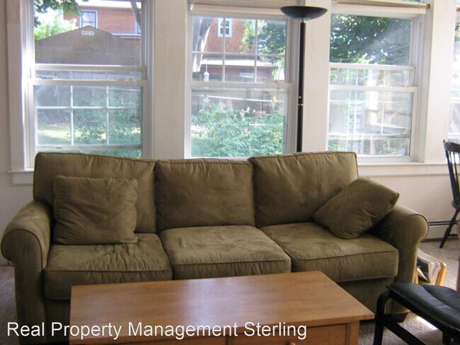 Building Photo - 4 br, 2.5 bath House - 103 Lyman Avenue