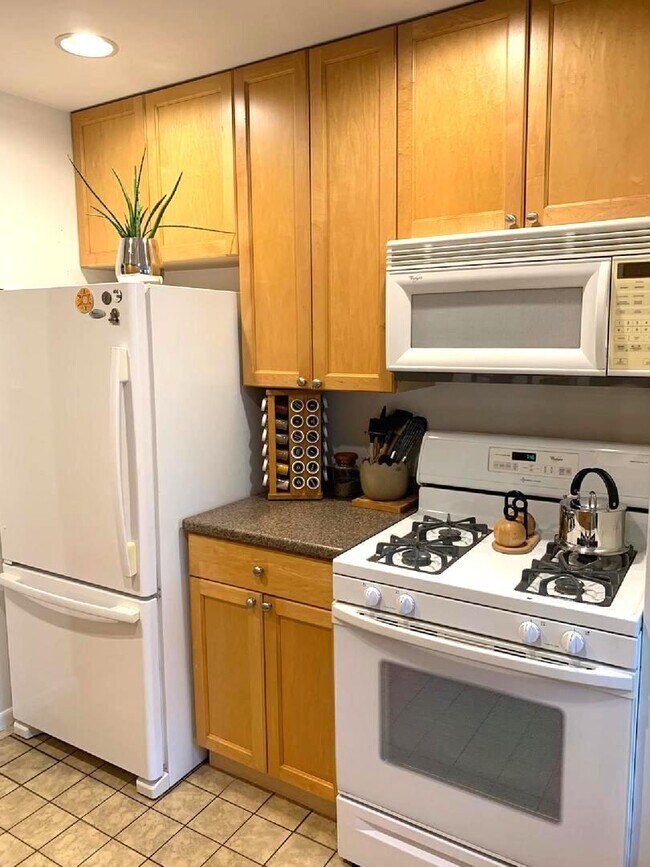 Foto del edificio - 711 Austin St