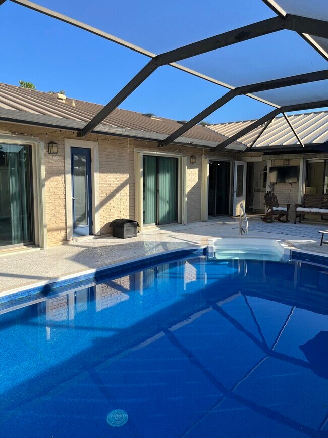 Foto del edificio - 5256 Eagle Lake Dr
