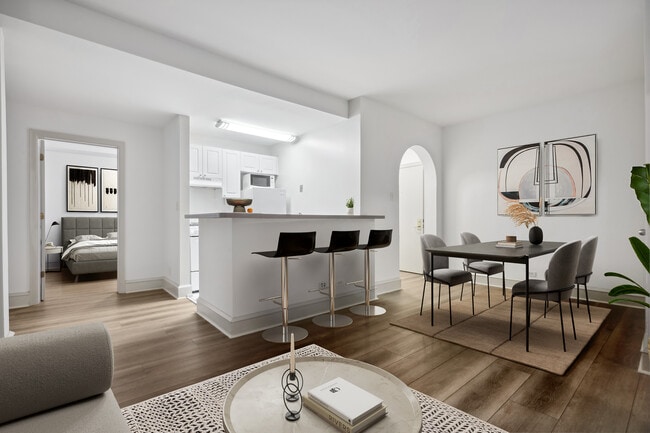 Photo - The Drake Apartments