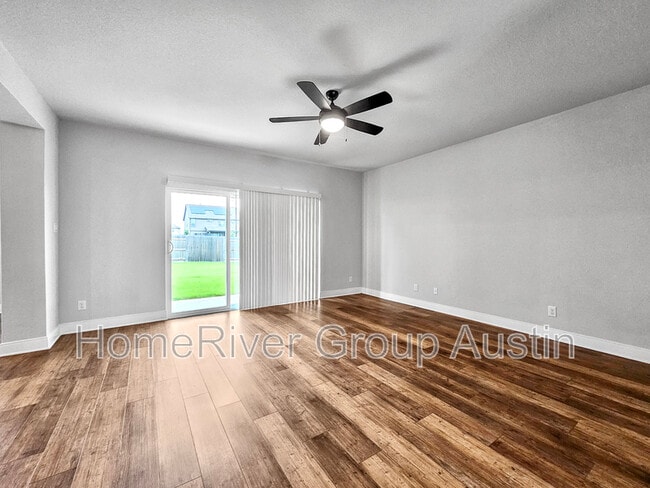 Building Photo - 109 Skyflower Ln