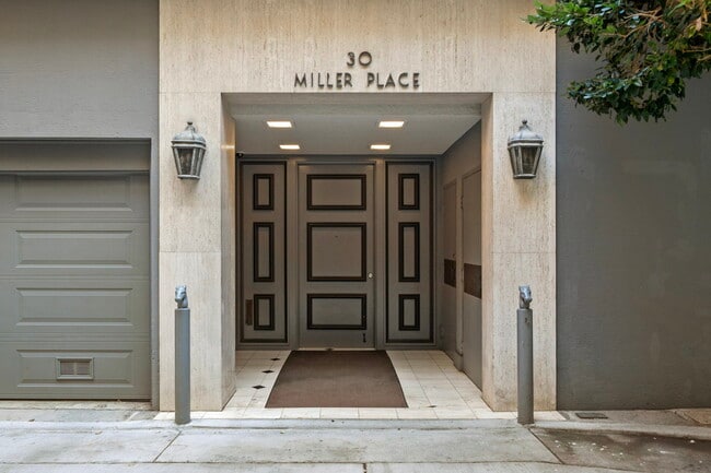 Foto del edificio - 30 Miller Pl