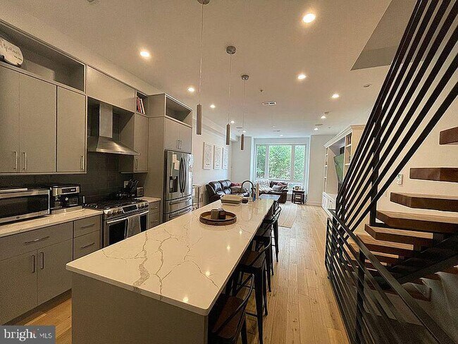 Foto del edificio - 1544 S 20th St