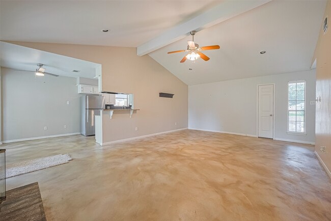 Building Photo - 4031 Sherwood W