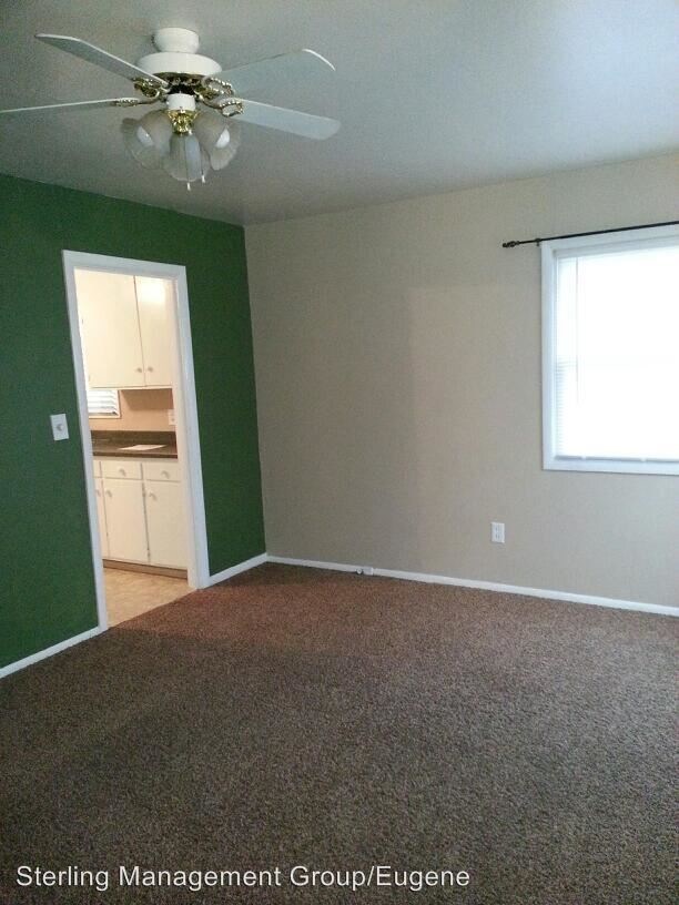 Building Photo - 2 br, 1 bath House - 850 W. 18th
