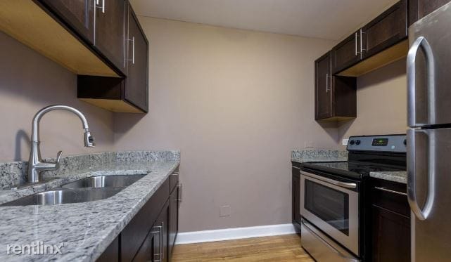 Building Photo - Studio, 1 bath Condo - 4724 S Vincennes Ave