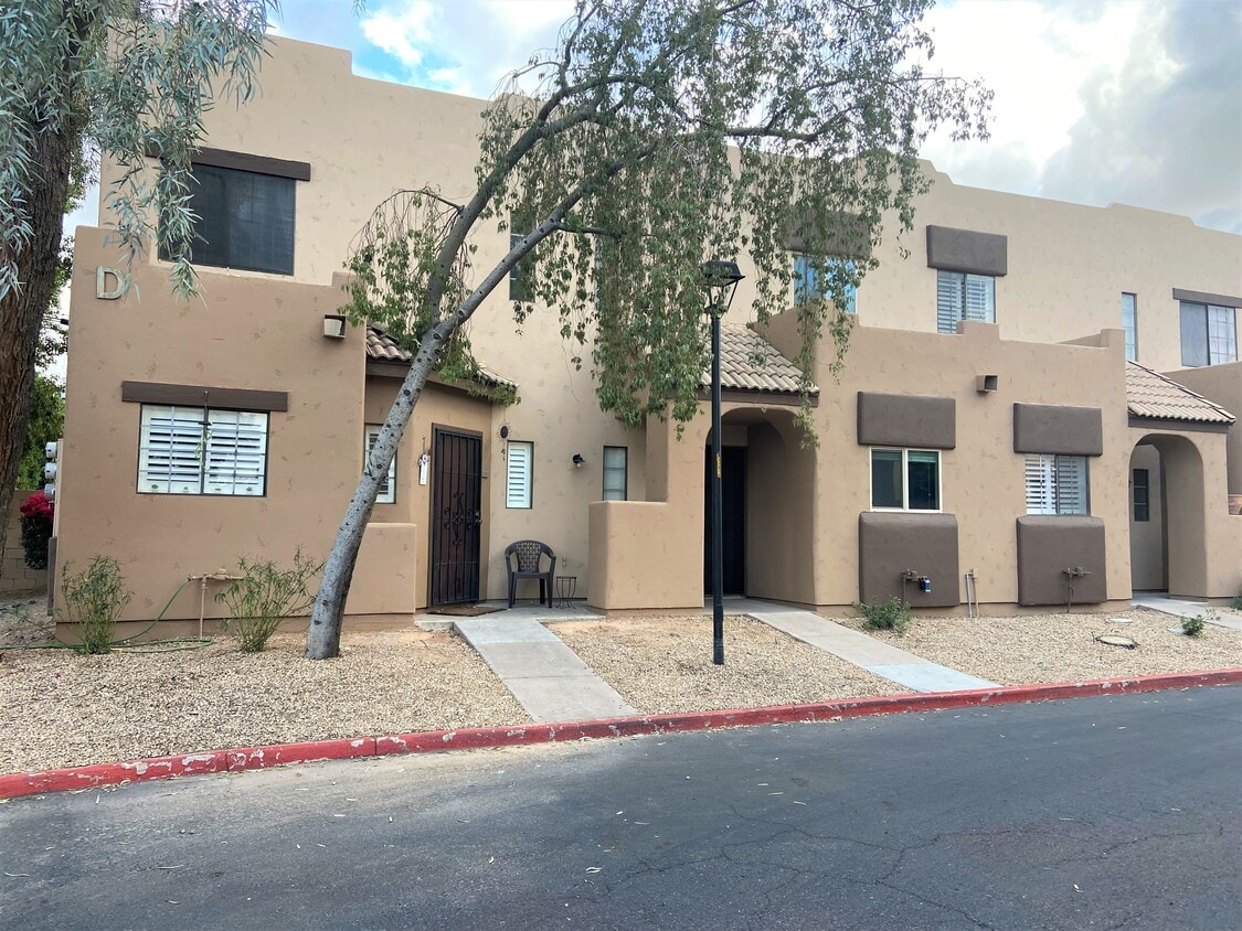 Front - 1935 W Morten Ave (Phoenix, AZ)