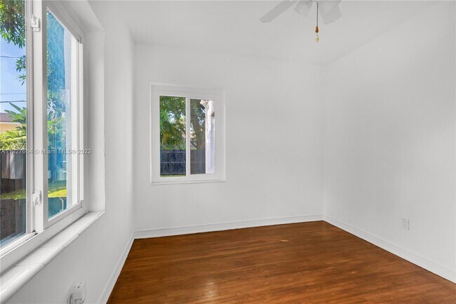 Building Photo - 152 NW 103rd St