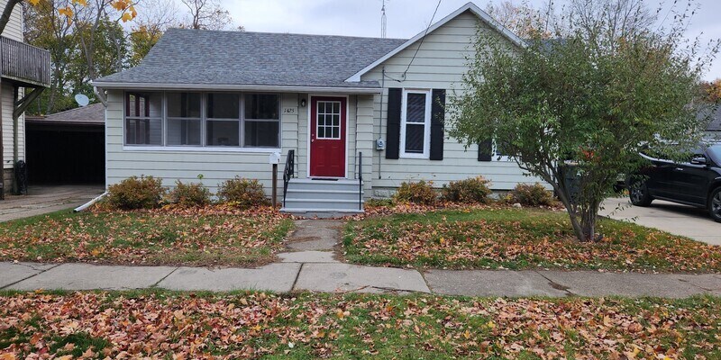 Primary Photo - 1425 Morton