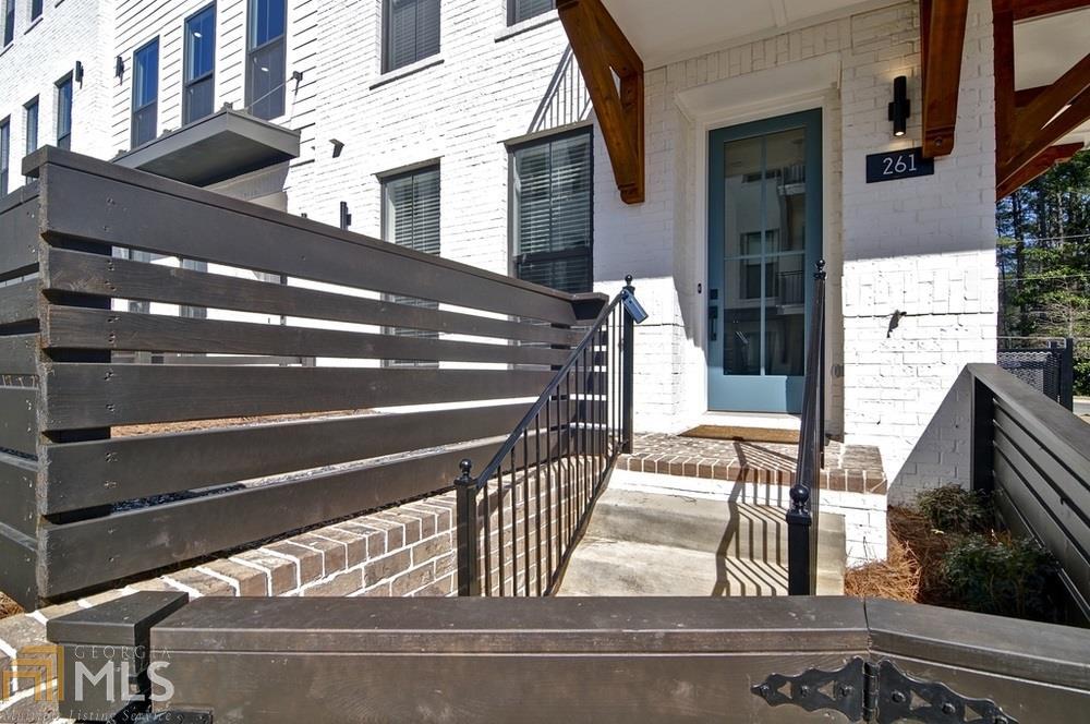 Foto principal - 960 Woodstock Pkwy