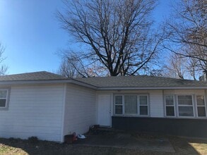 Building Photo - 12396 W Hwy 62