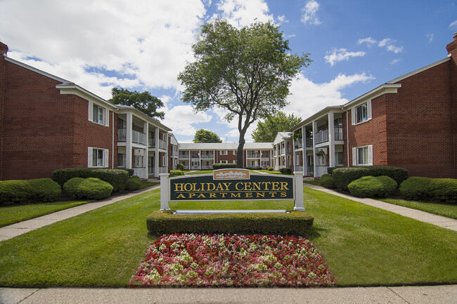 Foto del edificio - Holiday Center Apartments