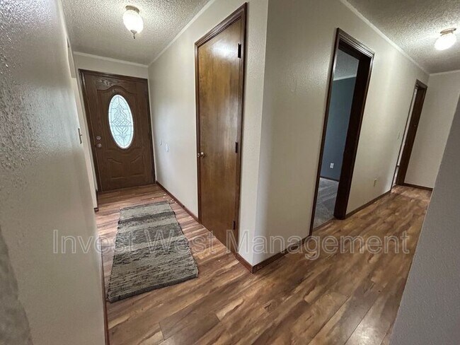 Foto del edificio - 14912 NE 47th St